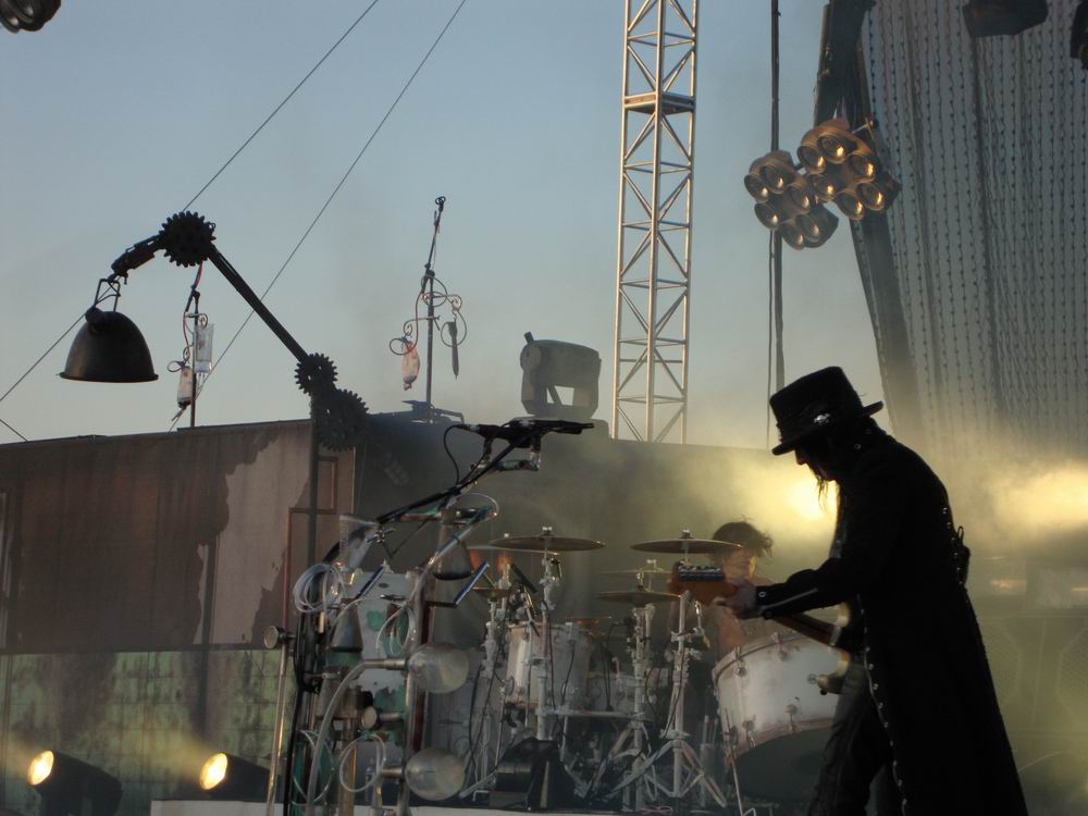 tommy lee mick mars