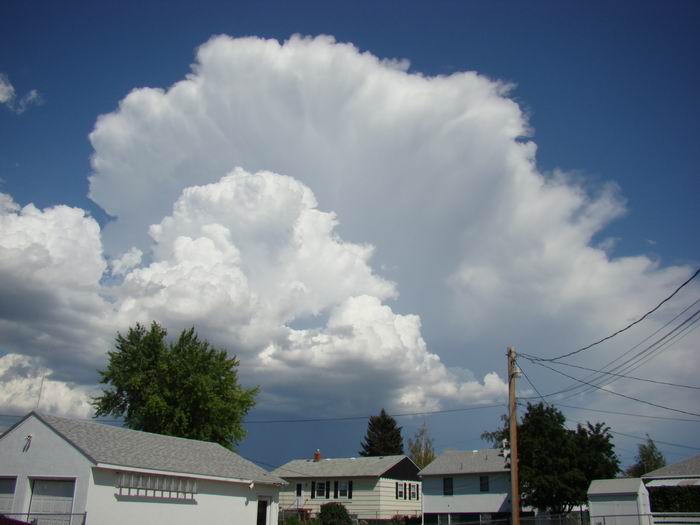 eastern montana thunder storm....